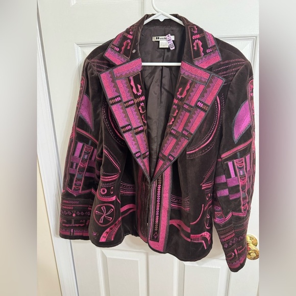 Peter Nygard Pink and Brown Blazer - Picture 2 of 14